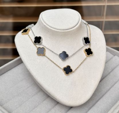 Beş Motif Van Cleef Kolye Siyah resmi