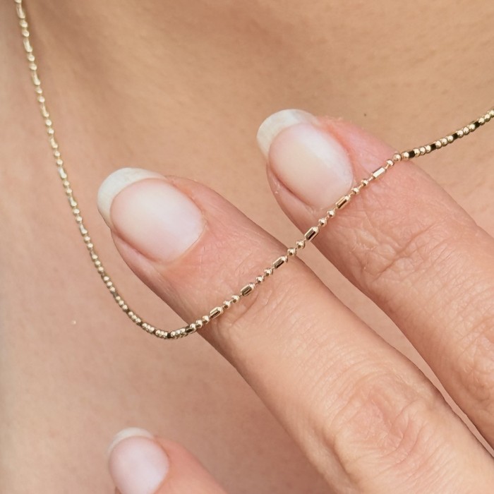 Arpa Boncuklu Silindir Ara Zincir Kolye resmi