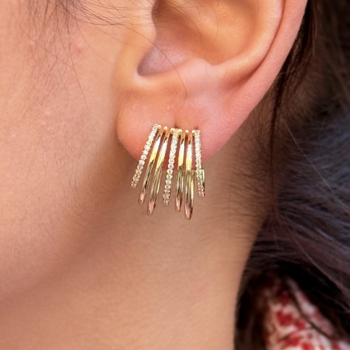 Çok Halkalı Işıltı Küpe resmi