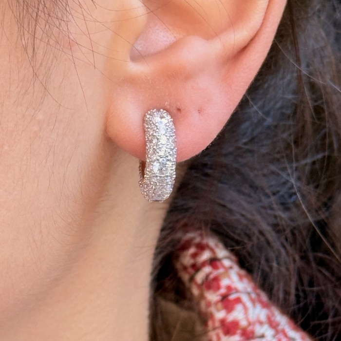 Silver Frost Mini Hoop – Micro Pavé Dome resmi