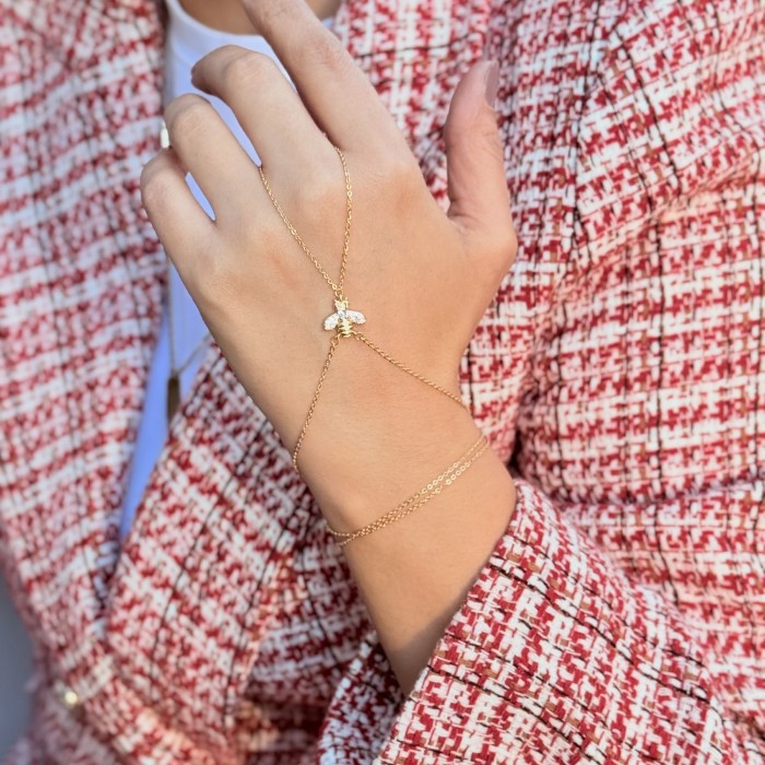 Arı Figürlü Şahmeran resmi