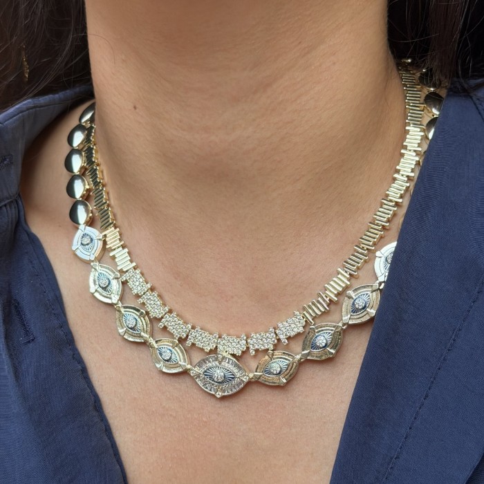 Clear Kolye resmi