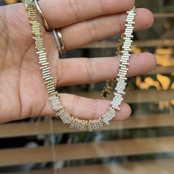 Clear Kolye resmi