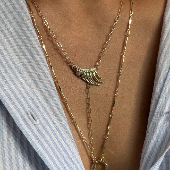 Madalyon Charm Kolye  resmi